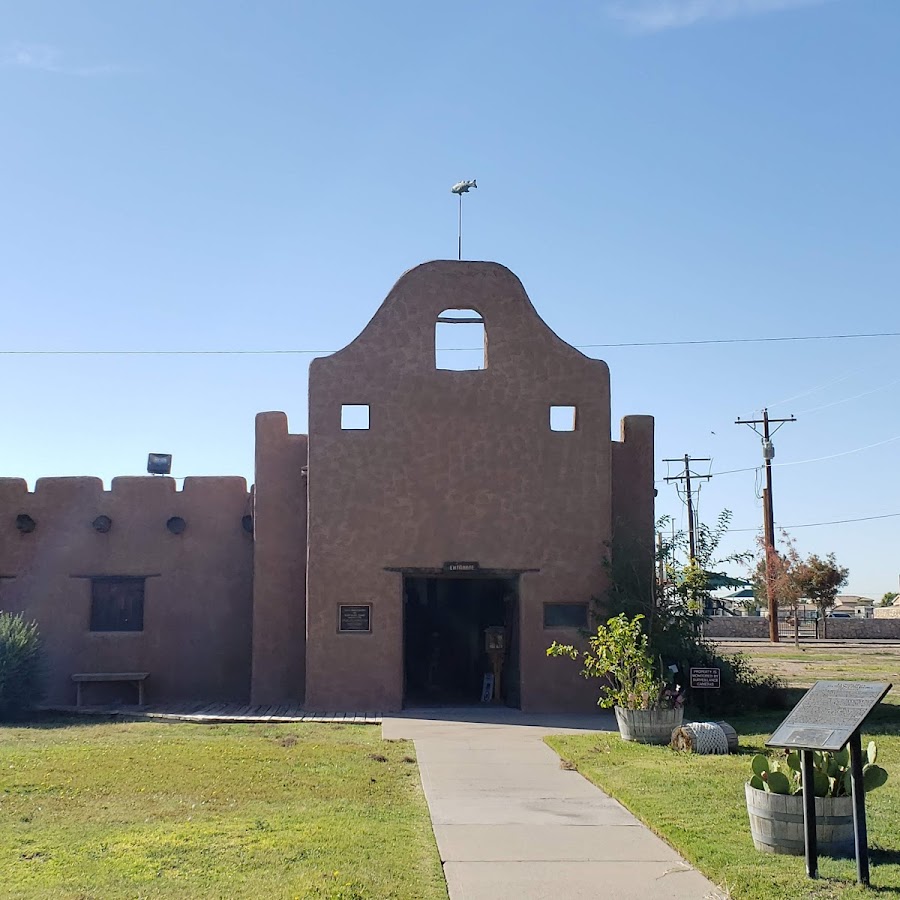 Old Fort Bliss Replica Cultural Center