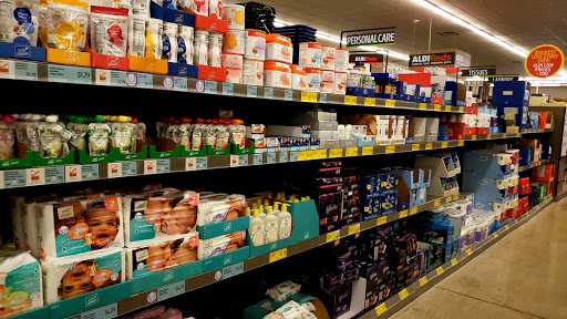 Supermarket «ALDI», reviews and photos, 3301 N State Rd 7, Lauderdale Lakes, FL 33319, USA