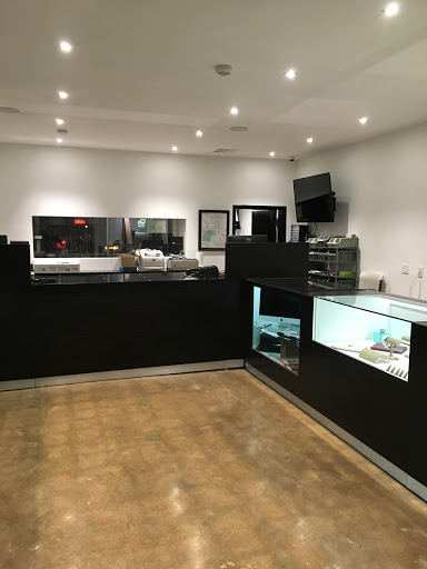 Pawn Shop «Marina Pawn Brokers», reviews and photos, 2549 Lincoln Blvd, Venice, CA 90291, USA