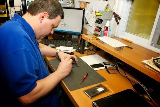 Cell Phone Store «Howard Street Electronics by Forever Wireless», reviews and photos, 108 N Howard St, Baltimore, MD 21201, USA