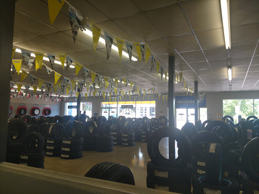 Tire Shop «Free Service Tire Company», reviews and photos, 936 W State St, Bristol, TN 37620, USA