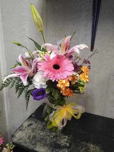 Florist «Always In Bloom Florist», reviews and photos, 872 17th St, Vero Beach, FL 32960, USA