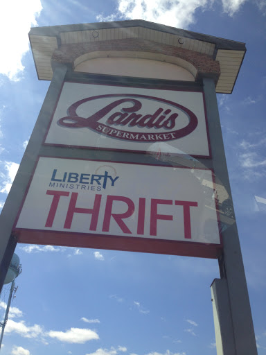 Grocery Store «Landis Supermarket», reviews and photos, 2190 E High St, Pottstown, PA 19464, USA