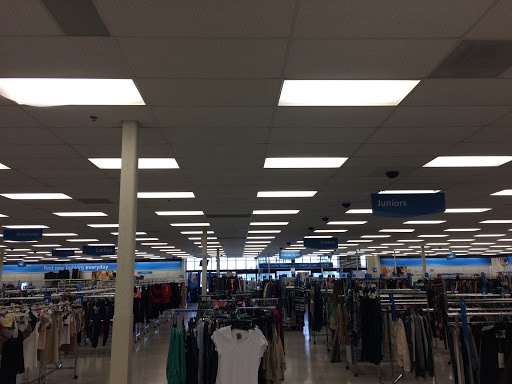 Clothing Store «Ross Dress for Less», reviews and photos, 10249 E Shelby Dr, Collierville, TN 38017, USA