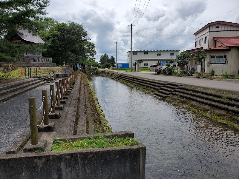 お伊勢堂川