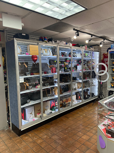 Pawn Shop «Sunbelt Pawn», reviews and photos, 337 FM 1960, Houston, TX 77090, USA