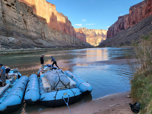 Raft trip outfitter Mesa