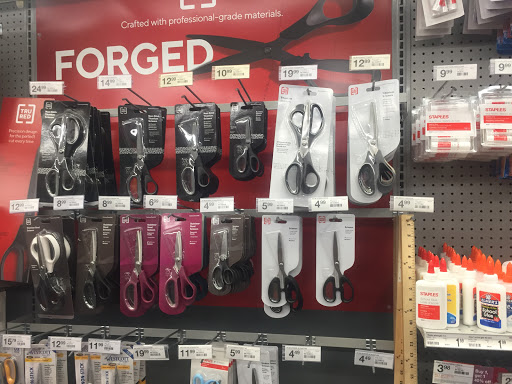 Office Supply Store «Staples», reviews and photos, 10530 Campus Way S, Largo, MD 20774, USA