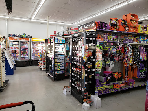 Dollar Store «FAMILY DOLLAR», reviews and photos, 3179 Queens Chapel Rd, Mt Rainier, MD 20712, USA