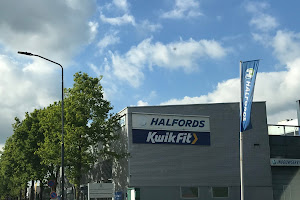 Halfords Breda Superstore