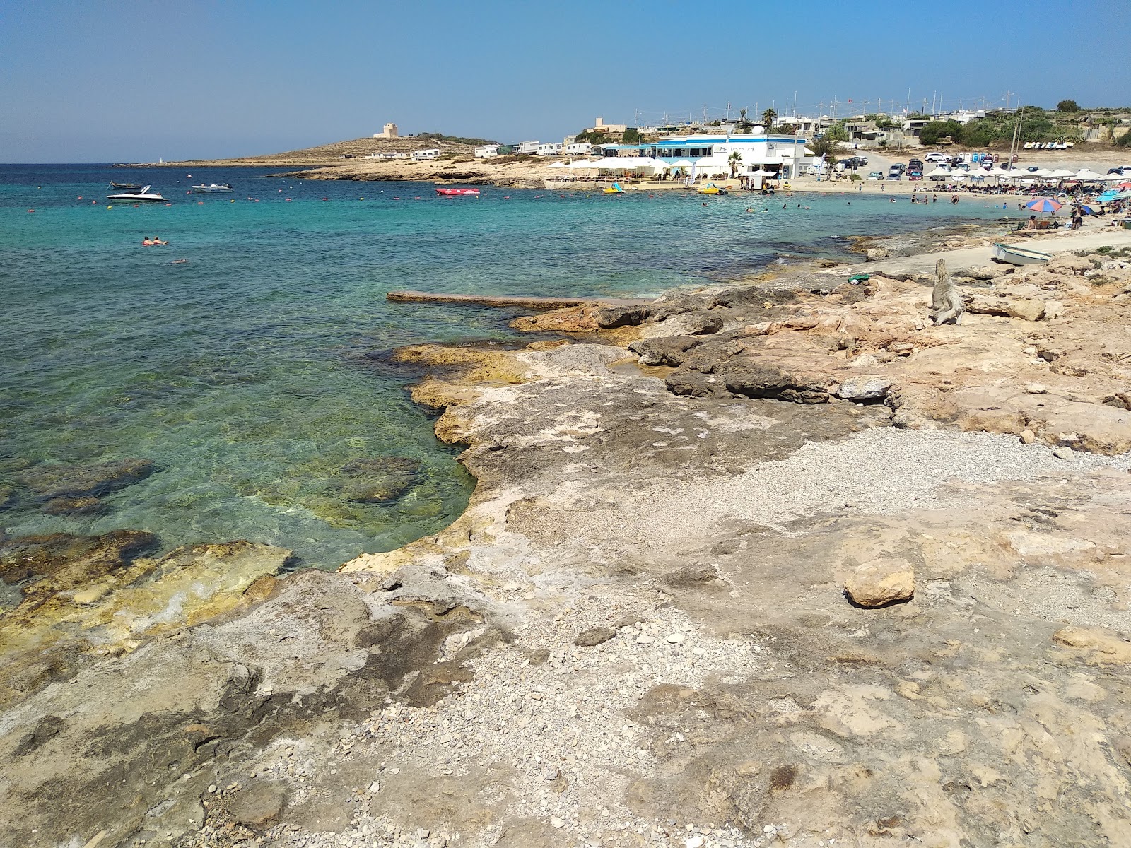 Photo of Little Armier Beach with very clean level of cleanliness