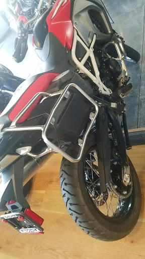 BMW Motorcycle Dealer «Santa Rosa BMW Motorcycles», reviews and photos, 800 American Way, Windsor, CA 95492, USA