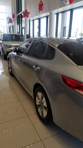 Kia Dealer «Valley Kia of Fontana», reviews and photos, 16272 S Highland Ave, Fontana, CA 92336, USA