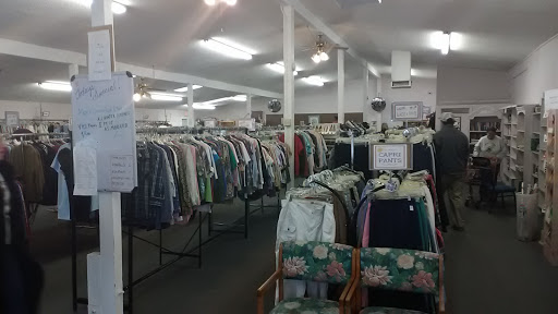 Thrift Store «Kern Valley Hospital Auxiliary Thrift Shop», reviews and photos, 6701 Lake Isabella Blvd, Lake Isabella, CA 93240, USA