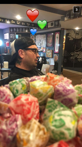 Tattoo Shop «NoodlesTattoo Co. & Studio», reviews and photos, 28W289 Warrenville Rd, Warrenville, IL 60555, USA