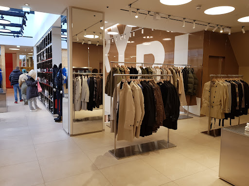 Burberry Outlet