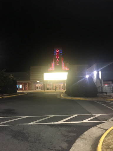 Movie Theater «Regal Cinemas Countryside 20», reviews and photos, 45980 Regal Plaza, Sterling, VA 20165, USA