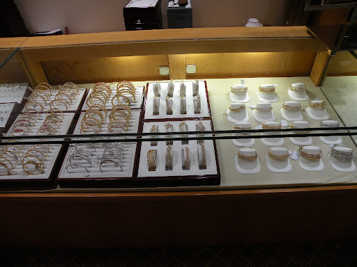 Jeweler «May Jewelers», reviews and photos, 8032 Leesburg Pike, Vienna, VA 22182, USA