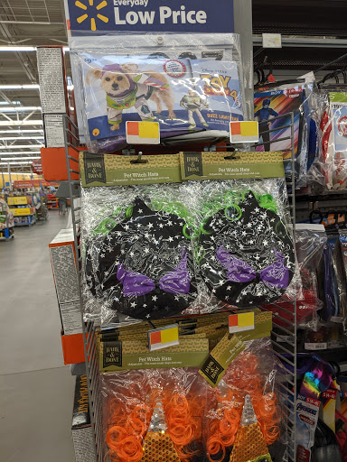 Department Store «Walmart Supercenter», reviews and photos, 54 Cousineau St, Swansea, MA 02777, USA