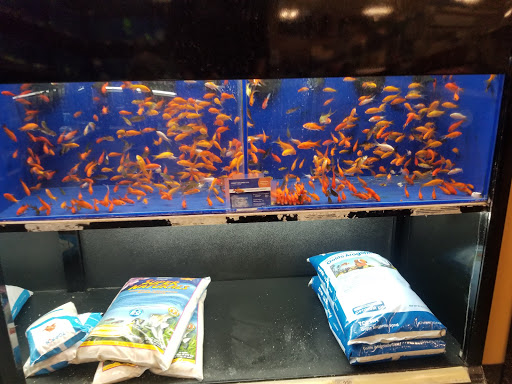 Pet Supply Store «PetSmart», reviews and photos, 7765 Airport Blvd #901, Mobile, AL 36608, USA