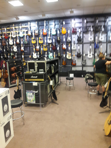 Music Store «Guitar Center», reviews and photos, 186 Banks Crossing, Fayetteville, GA 30214, USA
