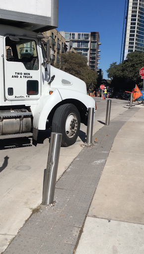 Moving and Storage Service «Two Men and a Truck», reviews and photos, 1600 W Ben White Blvd, Austin, TX 78704, USA