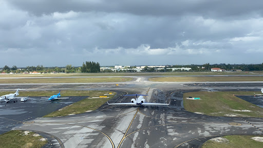 Helicopter Tour Agency «Miami Helicopter», reviews and photos, 14970 NW 42nd Ave, Opa-locka, FL 33054, USA