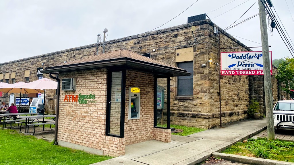 Paddlers Pizza 15470