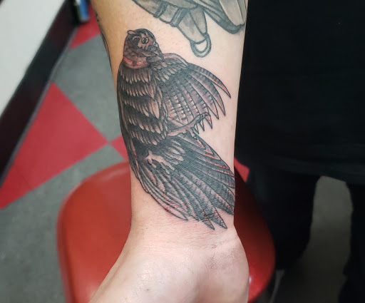 Tattoo Shop «California Tattoo Co», reviews and photos, 7946 Auburn Blvd, Citrus Heights, CA 95610, USA