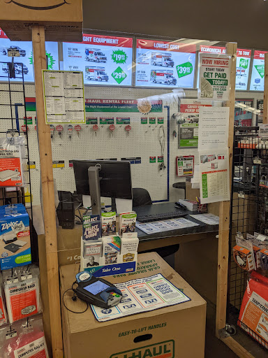 Truck Rental Agency «U-Haul Moving & Storage of Central Harrisburg», reviews and photos, 520 S 29th St, Harrisburg, PA 17104, USA