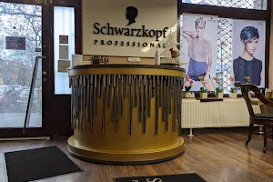 Gurubi szalon, Schwarzkopf image