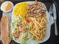 Plats et boissons du Kebab Restaurant L'Etoile à Guyancourt - n°2