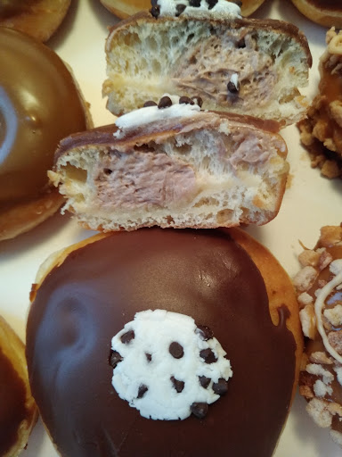 Bakery «Krispy Kreme Doughnuts», reviews and photos, 2809 W March Ln, Stockton, CA 95219, USA