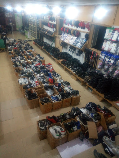 Tao-Vick Favour Investment Limited, Favour Plaza Lebanon Road, Ogunpa-Oyo Road, Ibadan, Nigeria, Jewelry Store, state Oyo