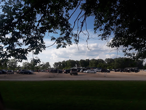 Drive-in Movie Theater «Vali-Hi Drive-In», reviews and photos, 11260 Hudson Blvd, Lake Elmo, MN 55042, USA