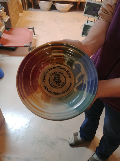 Pottery Store «Mississippi Mud Pottery», reviews and photos, 310 E Broadway, Alton, IL 62002, USA