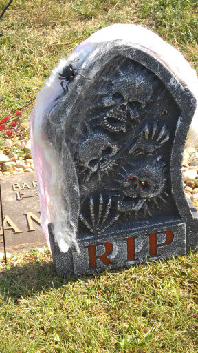 Funeral Home «Floral Hills Memorial Gardens», reviews and photos, 5336 Old Taylor Mill Rd, Taylor Mill, KY 41015, USA