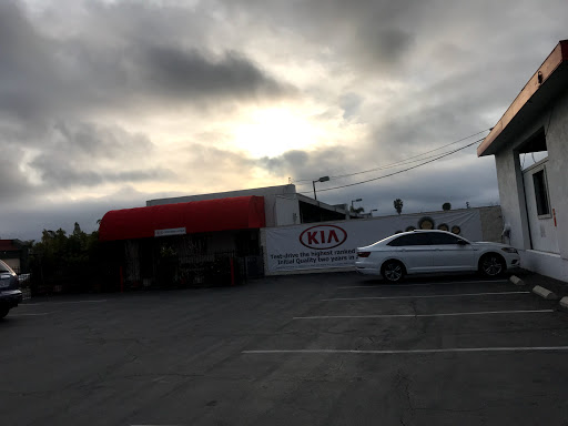 First Kia Simi Valley image