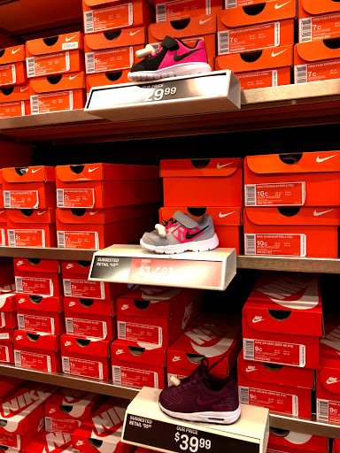 Clothing Store «Nike Factory Store», reviews and photos, 1788 94th Dr Sp A100, Vero Beach, FL 32966, USA