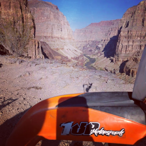 Motorcycle Repair Shop «1Up Motorsports», reviews and photos, 645 N 1st St, Dixon, CA 95620, USA