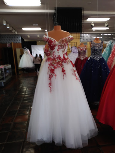 Bridal Shop «Azteca Bridal», reviews and photos, 1010 E Washington St, Phoenix, AZ 85034, USA