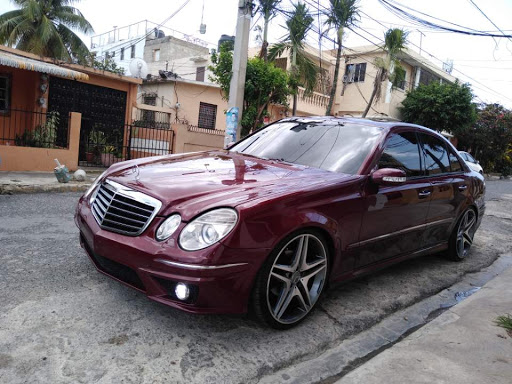 Maclow Mercedes Benz