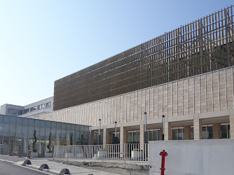 Arnavutkòy Belediyesi Yönetim Merkezi