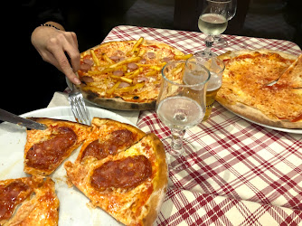 Ristorante Pizzeria Oasi, carne, pesce, pizza, pizza senza glutine, pizza senza lattosio e pizze Vegane