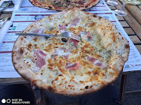 Pizza du Restaurant italien Pizza Plage L'AYGUADE Pizzéria au Feu de bois à Hyères - n°20