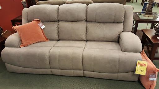 Furniture Store «Raymour & Flanigan Furniture and Mattress Store», reviews and photos, 526 NJ-70, Brick, NJ 08723, USA