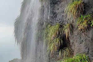 Manikya Dhara Falls image