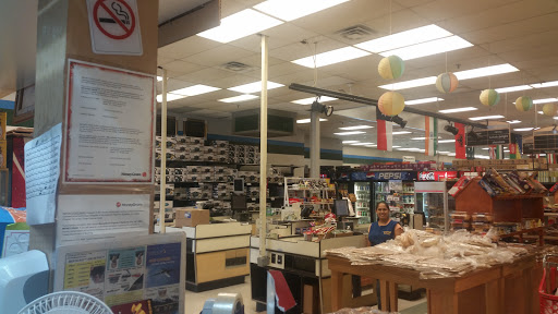 Grocery Store «Halal Import Food Market», reviews and photos, 701 E Pioneer Pkwy, Arlington, TX 76010, USA
