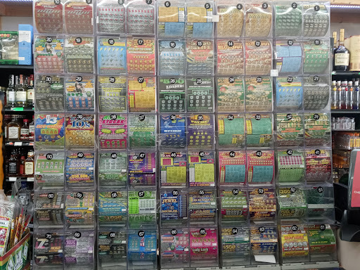 Tobacco Shop «Discount Tobacco Outlet & Liquor», reviews and photos, 200 N US Highway 17 92, Longwood, FL 32750, USA