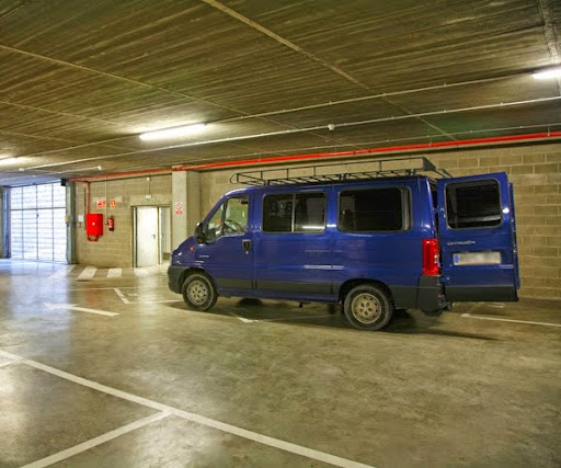 Mister Traster Barcelona Besòs – Guardamuebles y trasteros de alquiler – (Sant Adrià de Besòs)